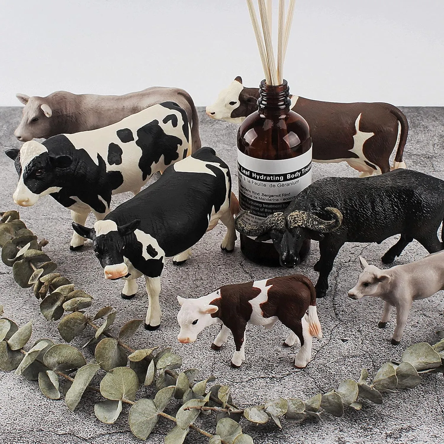 Cows Diorama Birthday Party Collection Gifts for Kid LC JoyCre 7PCS Realistic Hereford Cows Toys Figures Set for Simmental maximum reject bequest vertebrate Cattle African Buffalo Figurine Holstein Cow Calf 