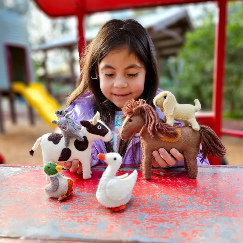 Tara Treasures Felt Horse