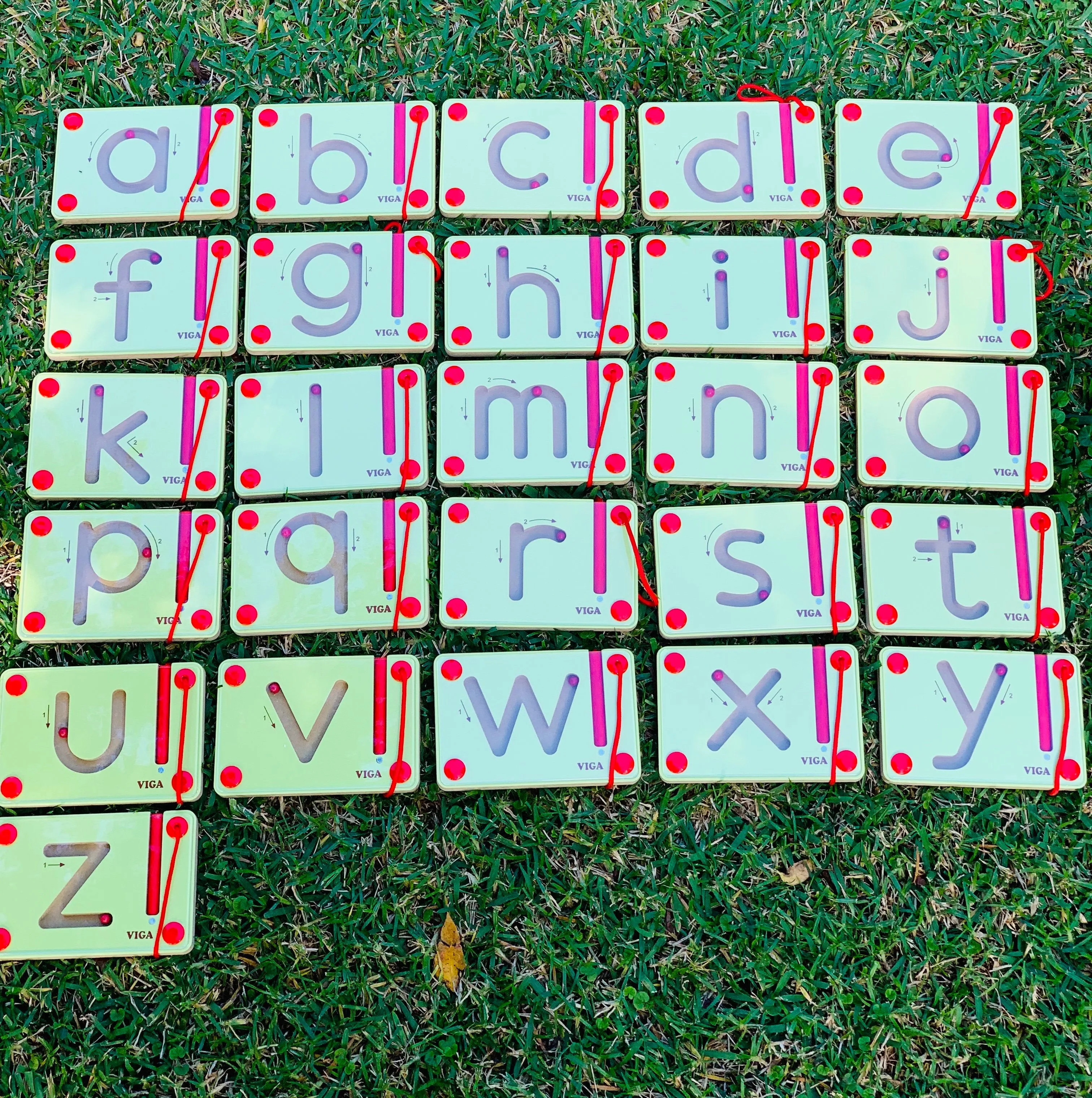 VIGA Magnetic Tracing Lower Case Letters