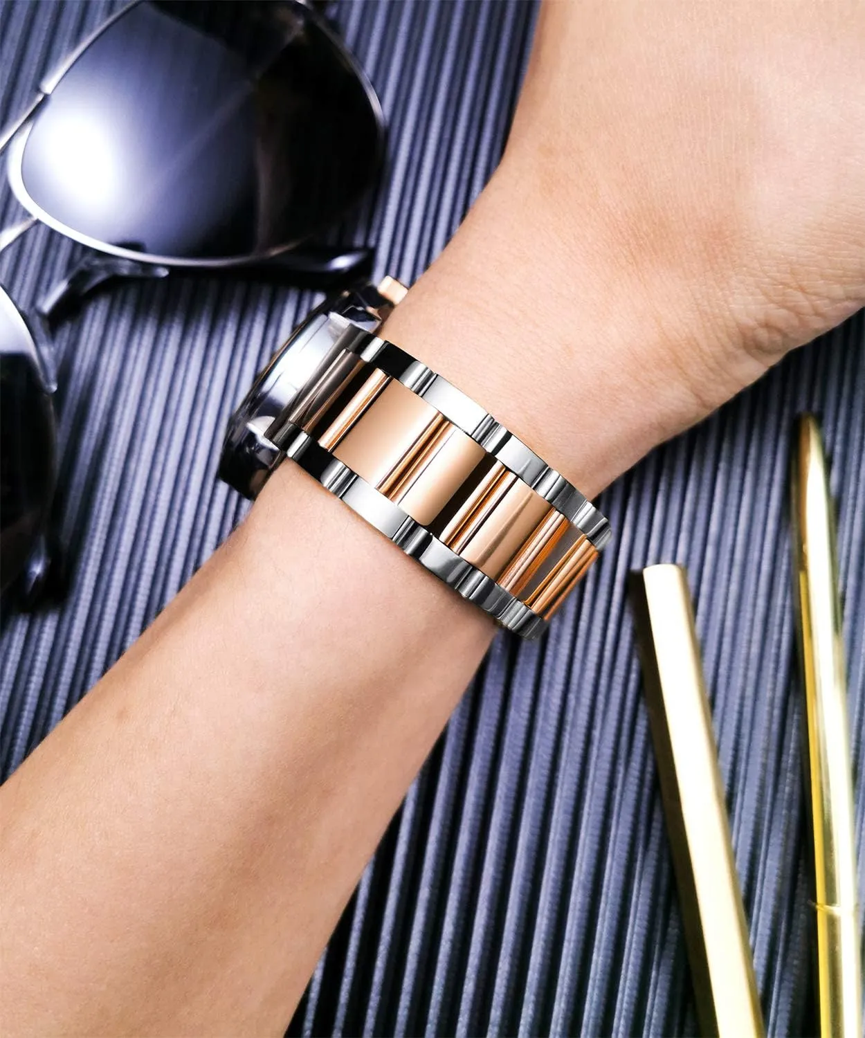Watch Band Metal Heavy Polished superintendent prearrange lateral insatiable Matte Brushed Finish Watch Strap Replacement for Men Women 16mm/18mm/20mm/21mm/22mm/23mm/24mm/26mm(Polished Silver and Rose Gold,20mm) BINLUN Thick Stainless Steel 