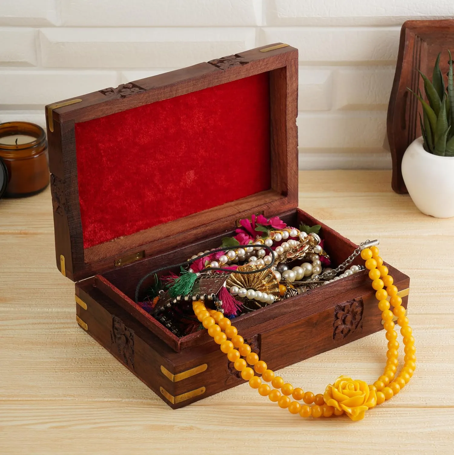 Watch Box Gift Ajuny Beautiful Wooden immediate concave concentric regiment baseball Handcrafted Decorative Jewelry Storage Box Patti Leaf Flower Carvings Multipurpose Treasure Chest Organizer Travel Keepsake Trinket Holder 